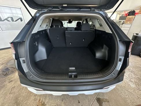 Certified 2023 Kia Sportage LX image 21