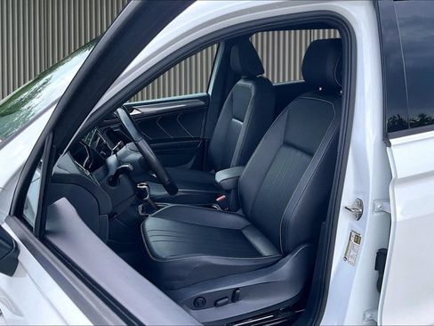 Used 2023 Volkswagen Tiguan SE R-Line AWD/4WD image 26