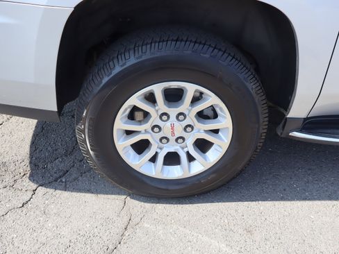 Used 2018 GMC Yukon XL SLT w/ Open Road Package image 43