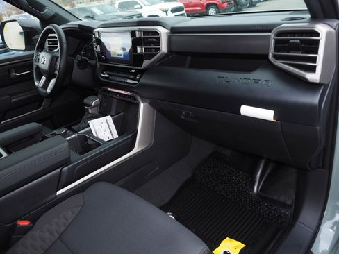 New 2026 Toyota Tundra SR5 w/ SR5 Convenience Package image 17
