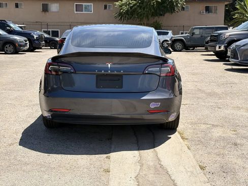 Used 2019 Tesla Model 3 Standard Range RWD image 3
