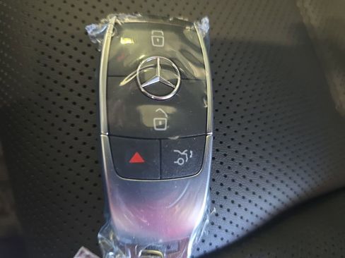 New 2026 Mercedes-Benz GLE 450 4MATIC image 37