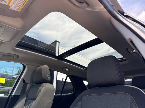 Used 2019 Chevrolet Equinox LT AWD/4WD image 19