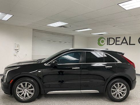 Used 2020 Cadillac XT4 Premium Luxury w/ Driver Awareness Package image 8