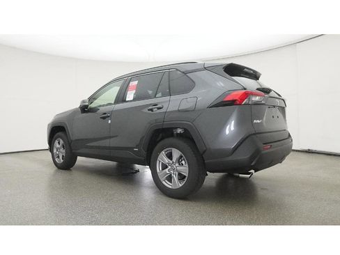 New 2025 Toyota RAV4 XLE AWD/4WD image 22