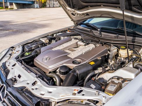 Used 2003 Mercedes-Benz SLK 32 AMG image 24