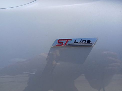 Used 2025 Ford Escape ST-Line Select AWD/4WD image 15