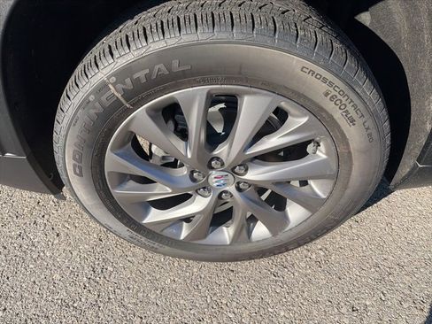 New 2026 Buick Enclave Preferred w/ Power Package image 10