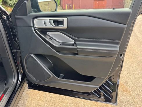 Used 2020 Ford Explorer ST w/ ST Street Pack AWD/4WD image 14