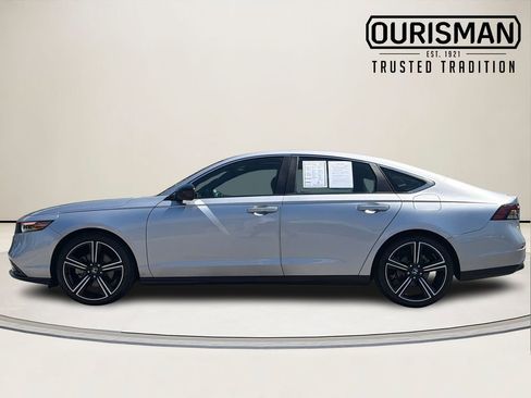 Used 2023 Honda Accord Sport image 3