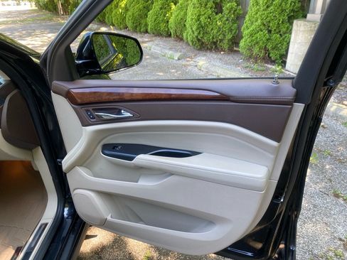 Used 2015 Cadillac SRX Performance w/ Driver Awareness Package AWD/4WD image 27