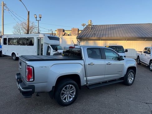 Used 2019 GMC Canyon SLT w/ Driver Alert Package image 6
