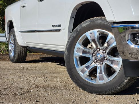 Used 2023 RAM 1500 Limited image 22