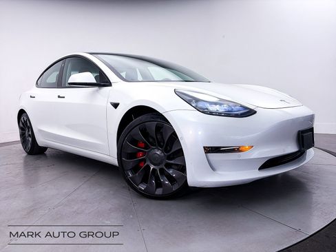 Used 2022 Tesla Model 3 Performance AWD/4WD image 1
