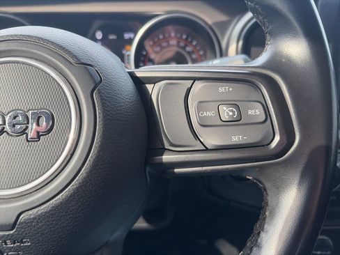Used 2020 Jeep Gladiator Sport w/ Quick Order Package 24S image 18