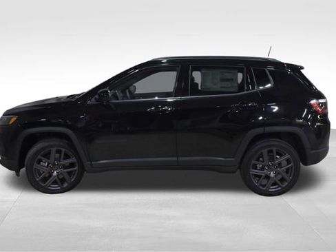 New 2026 Jeep Compass Latitude w/ Sun and Sound Group image 6