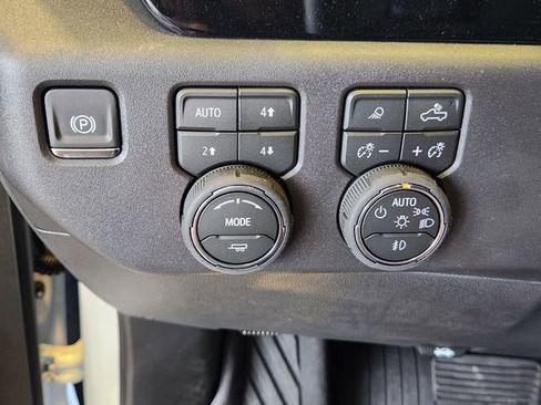 New 2026 Chevrolet Silverado 1500 LT Trail Boss w/ Safety Package image 16