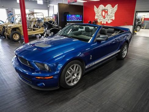 Used 2008 Ford Mustang Shelby GT500 RWD image 2