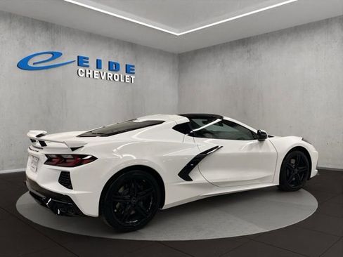 New 2026 Chevrolet Corvette Stingray Premium Cpe w/ Z51 Performance Package RWD image 4