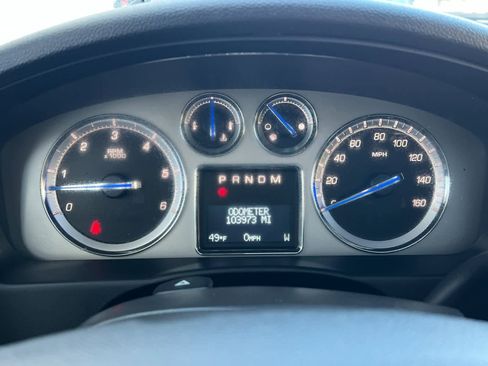 Used 2014 Cadillac Escalade Luxury image 25