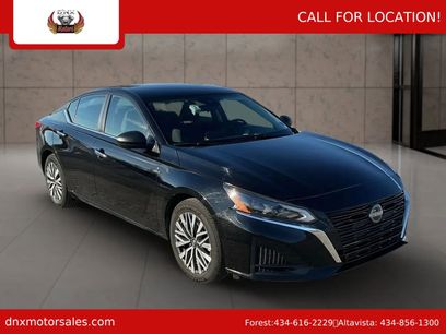 Used 2024 Nissan Altima 2.5 SV