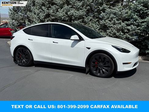 Used 2023 Tesla Model Y Performance AWD/4WD image 11