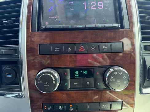 Used 2010 Dodge Ram 1500 Truck Laramie image 21