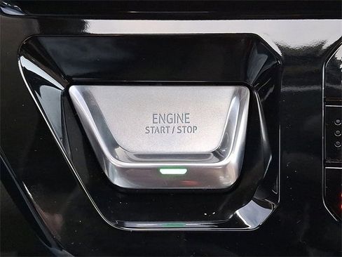 Certified 2025 GMC Sierra 1500 Denali w/ Denali Reserve Package image 17