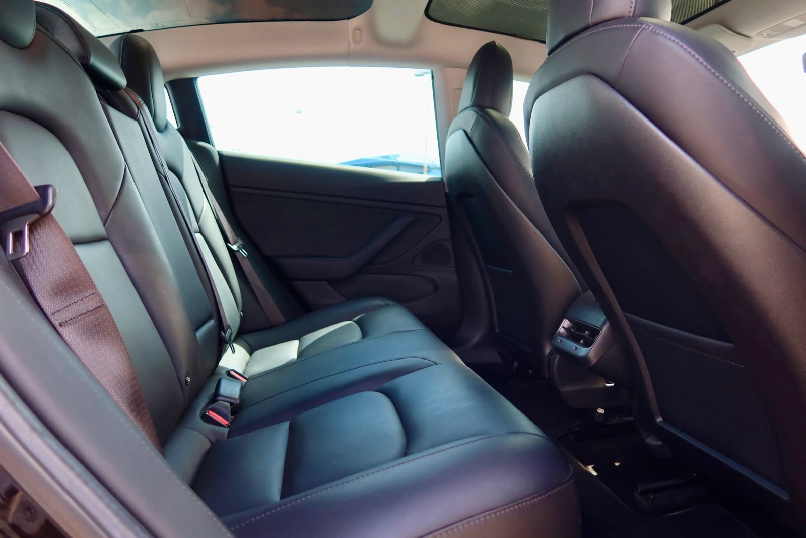 Used 2018 Tesla Model 3 Performance AWD/4WD image 19