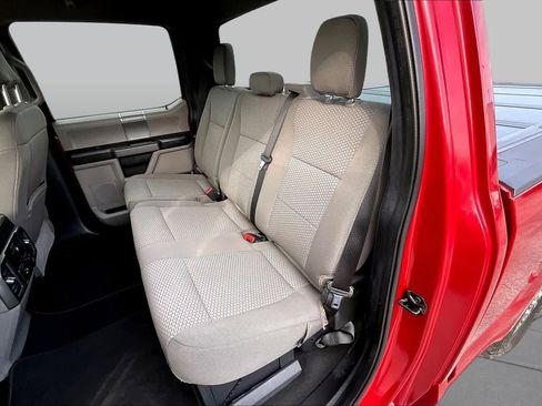 Used 2021 Ford F250 XLT w/ XLT Premium Package AWD/4WD image 19