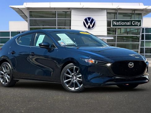 Used 2024 MAZDA MAZDA3 s FWD image 2