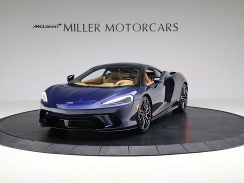 Used 2023 McLaren GT image 1