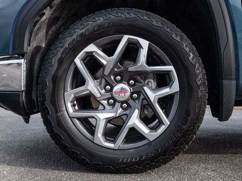 Used 2024 GMC Sierra 1500 SLT image 13