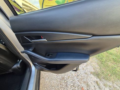 Used 2020 MAZDA CX-30 FWD w/ Select Package image 23