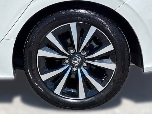 Used 2023 Honda Civic EX-L image 11