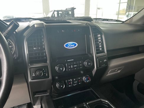 Used 2020 Ford F150 XLT w/ Equipment Group 302A Luxury image 15
