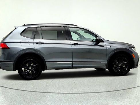 Used 2023 Volkswagen Tiguan SE R-Line FWD image 4