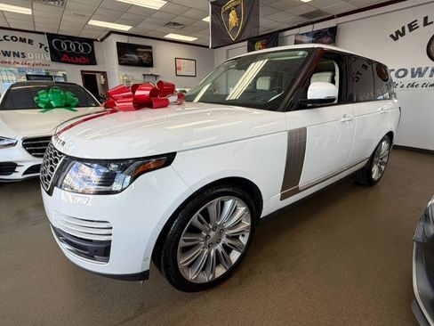 Used 2019 Land Rover Range Rover Supercharged AWD/4WD image 6