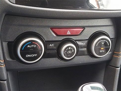 Used 2023 Subaru Crosstrek 2.0i Premium image 14