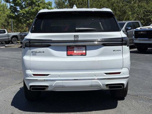 New 2026 Buick Enclave Avenir FWD image 28