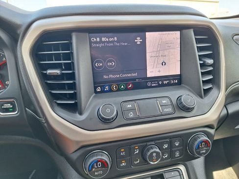 Used 2023 GMC Acadia Denali w/ Denali Ultimate Package FWD image 15