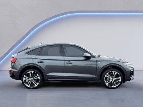 Used 2023 Audi Q5 2.0T Premium Plus w/ Premium Plus Package AWD/4WD image 5