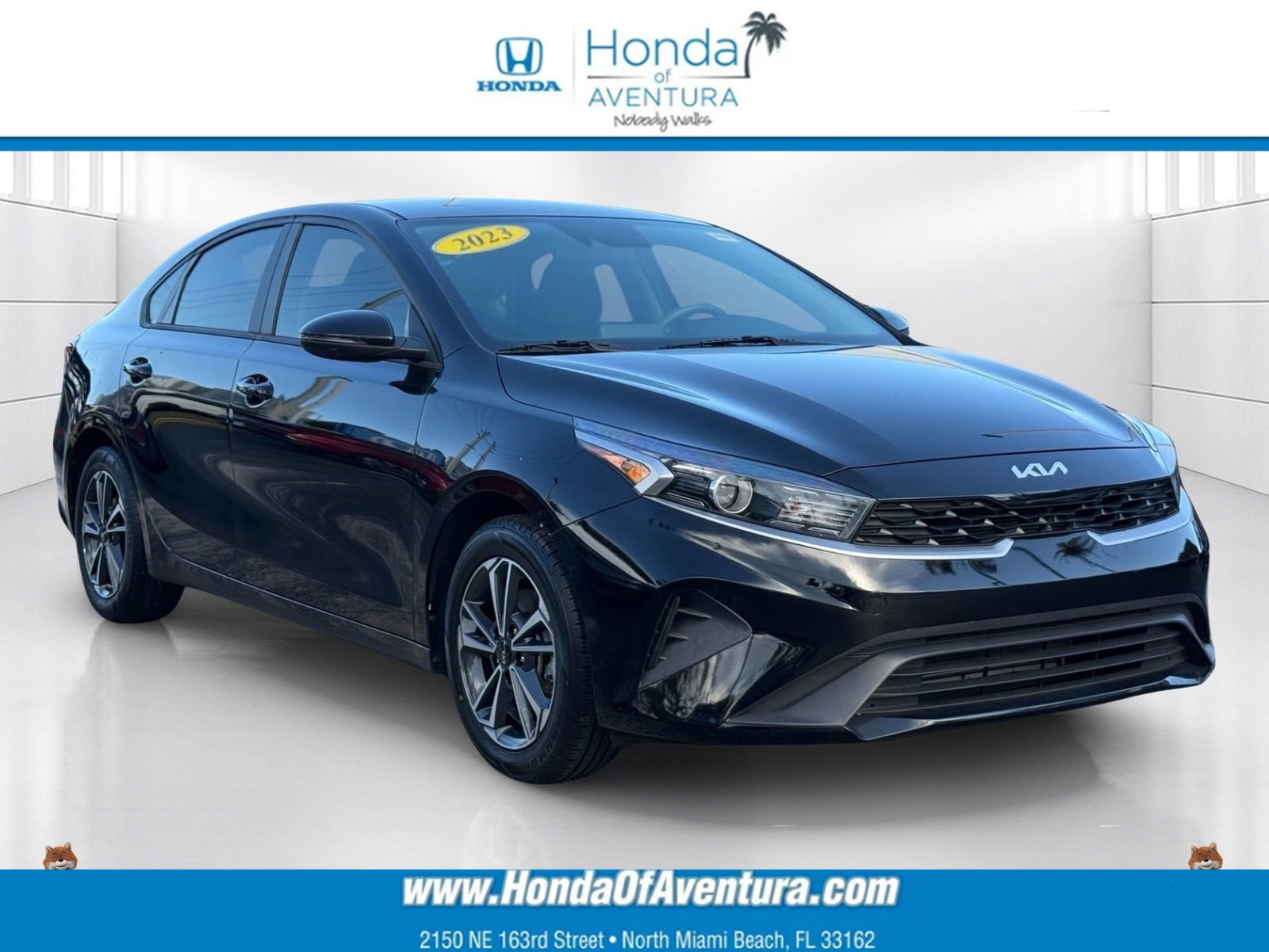 Used 2023 Kia Forte LXS w/ LXS Technology Package FWD image 1