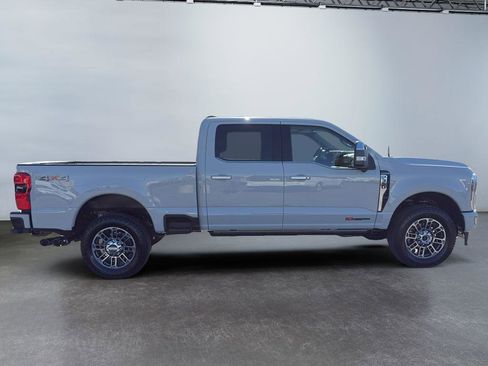 New 2025 Ford F350 Platinum w/ Platinum Plus Package image 6