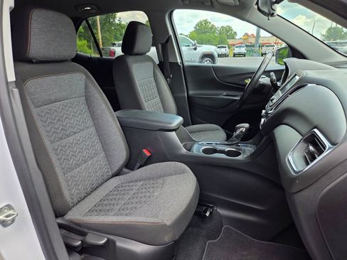 Used 2022 Chevrolet Equinox LT AWD/4WD image 22