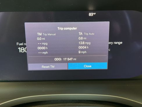 Used 2022 Volvo XC60 T8 Inscription AWD/4WD image 20