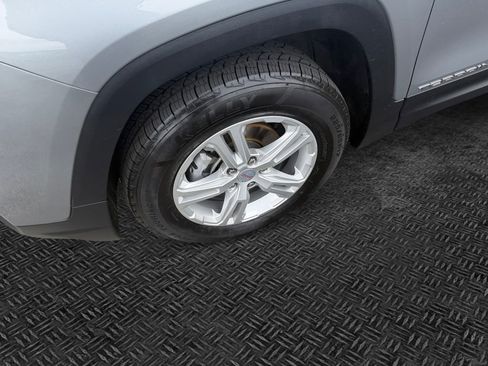 Certified 2024 GMC Terrain SLE AWD/4WD image 11