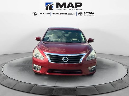 Used 2013 Nissan Altima 2.5 SL w/ 2.5 Moonroof Pkg FWD image 8