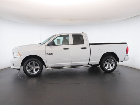 Certified 2018 RAM 1500 Express w/ Express Value Package image 43
