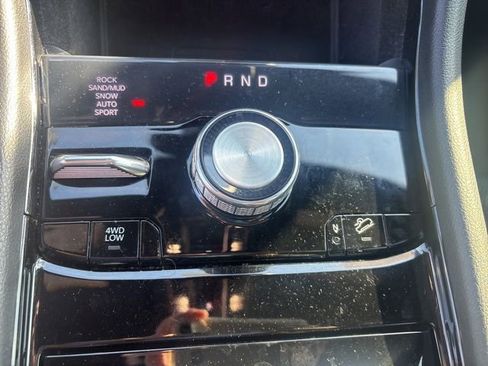 Used 2021 Jeep Grand Cherokee L Overland w/ Luxury Tech Group IV image 41